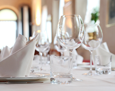 Gedeckter Tisch - Hotelbedarf